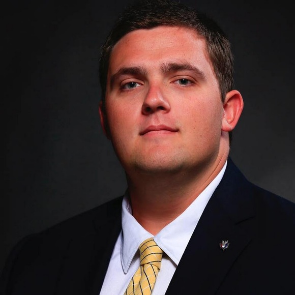 Meet your Posher, Andrew - Picture 1 of 1